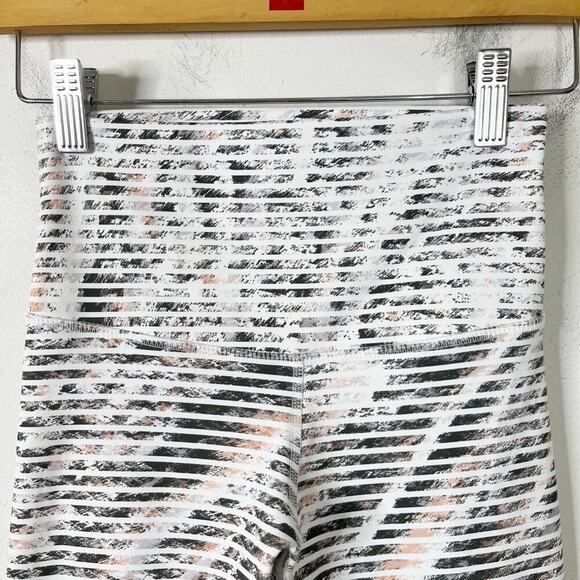 DYI Peloton Women's Bionic Capri Leggings XS White Gray Stripe Mid Rise Athletic - Picture 4 of 6